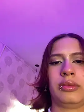 Snapshot of steffmontespink18 chatting on 6, 8, 2026 steffmontespink18 online show from 6, 8, 2026