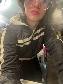 samantha dulce online show from 9, 4, 2026