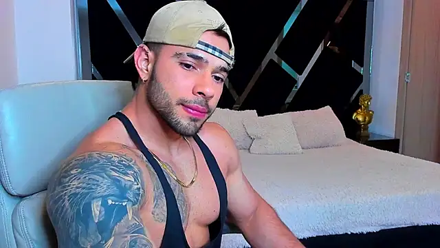 Snapshot of Raytorres chatting on 9, 4, 2026 Raytorres online show from 9, 4, 2026
