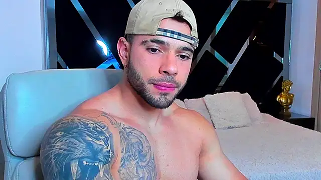 Snapshot of Raytorres chatting on 23, 4, 2026 Raytorres online show from 23, 4, 2026