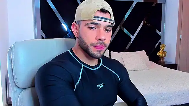 Snapshot of Raytorres chatting on 24, 4, 2026 Raytorres online show from 24, 4, 2026