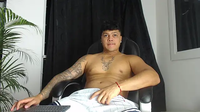 Snapshot of Pedro_x777 chatting on 1, 4, 2026 Pedro x777 online show from 1, 4, 2026