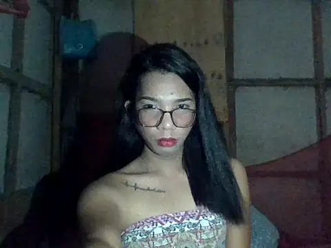 Snapshot of Lady_trix01 chatting on 16, 4, 2026 Lady trix01 online show from 16, 4, 2026