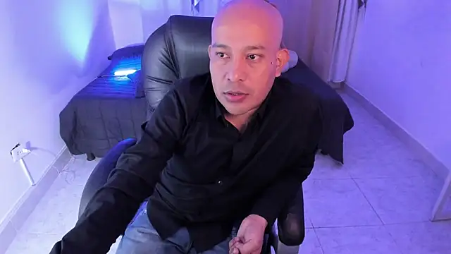 Takumii boy online show from 22, 3, 2026