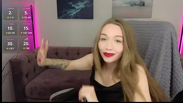 Snapshot of TonyRaymon chatting on 17, 4, 2026 TonyRaymon online show from 17, 4, 2026