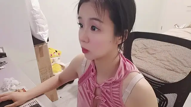 Snapshot of Sweet_Tang chatting on 2, 4, 2026 Sweet Tang online show from 2, 4, 2026