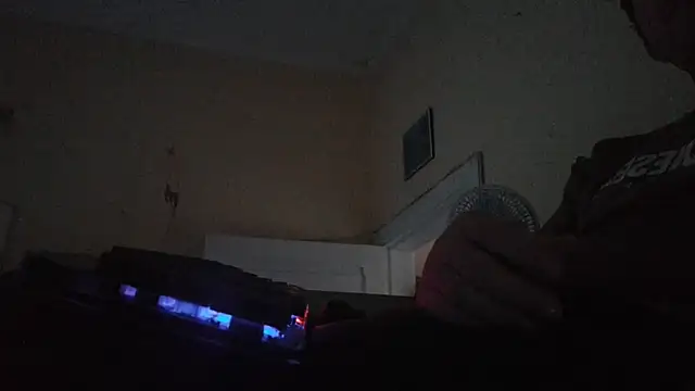 Snapshot of Sueliton2 chatting on 24, 3, 2026 Sueliton2 online show from 24, 3, 2026