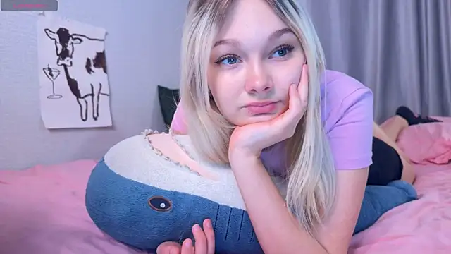 Snapshot of Dallass_ss chatting on 6, 4, 2026 Dallass ss online show from 6, 4, 2026