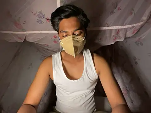 Snapshot of sinner2511 chatting on 24, 3, 2026 sinner2511 online show from 24, 3, 2026