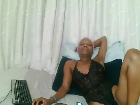 SexySlimMelanin7 online show from 5, 4, 2026