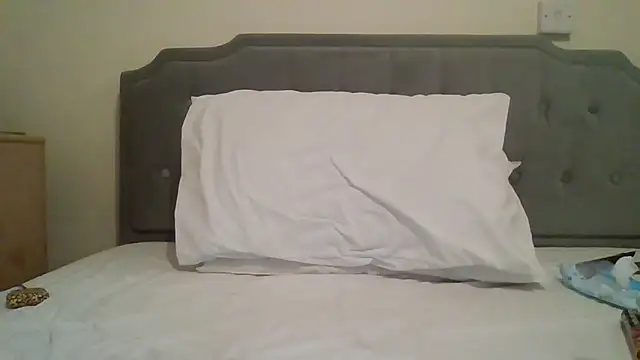 Snapshot of feetlovrr94 chatting on 28, 3, 2026 feetlovrr94 online show from 28, 3, 2026