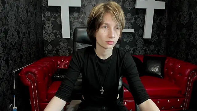 Snapshot of AdonBev chatting on 3, 4, 2026 AdonBev online show from 3, 4, 2026