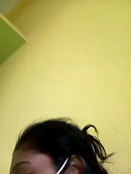 Snapshot of bannerjeesneha20 chatting on 7, 4, 2026 bannerjeesneha20 online show from 7, 4, 2026