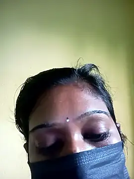Snapshot of bannerjeesneha20 chatting on 17, 4, 2026 bannerjeesneha20 online show from 17, 4, 2026