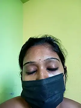 Snapshot of bannerjeesneha20 chatting on 21, 4, 2026 bannerjeesneha20 online show from 21, 4, 2026