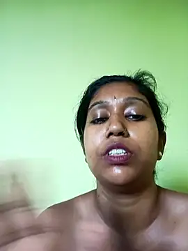 Snapshot of bannerjeesneha20 chatting on 23, 4, 2026 bannerjeesneha20 online show from 23, 4, 2026
