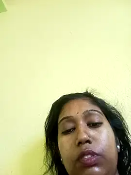 Snapshot of bannerjeesneha20 chatting on 25, 4, 2026 bannerjeesneha20 online show from 25, 4, 2026