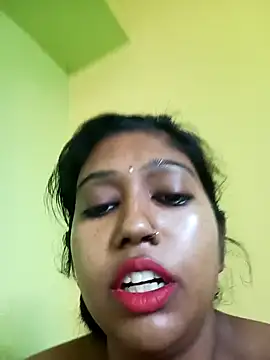 Snapshot of bannerjeesneha20 chatting on 6, 5, 2026 bannerjeesneha20 online show from 6, 5, 2026
