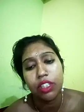 Snapshot of bannerjeesneha20 chatting on 8, 5, 2026 bannerjeesneha20 online show from 8, 5, 2026