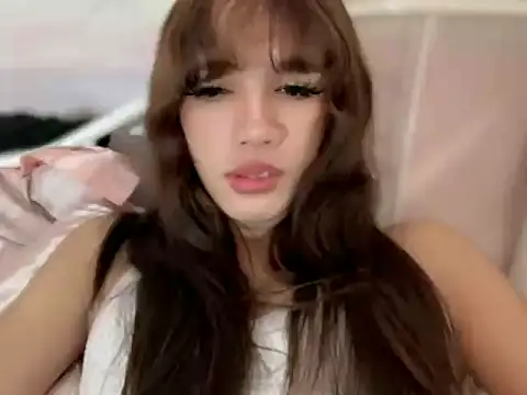 Snapshot of Leijona_Milker chatting on 24, 4, 2026 Leijona Milker online show from 24, 4, 2026