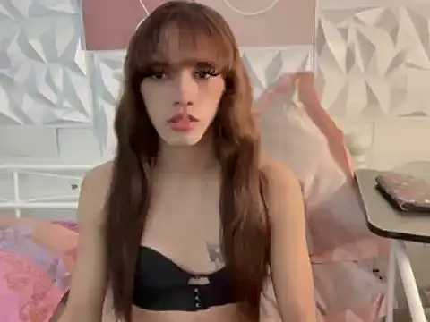 Snapshot of Leijona_Milker chatting on 7, 5, 2026 Leijona Milker online show from 7, 5, 2026