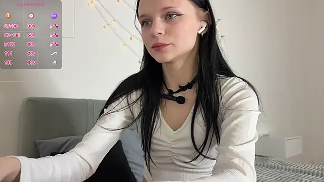 Snapshot of meowchaa chatting on 21, 4, 2026 meowchaa online show from 21, 4, 2026