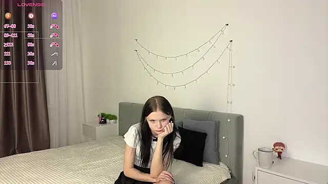 Snapshot of meowchaa chatting on 24, 4, 2026 meowchaa online show from 24, 4, 2026