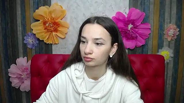 Je55icaBreeze online show from 4, 4, 2026