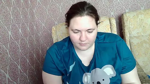 Snapshot of ElviraOreilllyX chatting on 15, 4, 2026 ElviraOreilllyX online show from 15, 4, 2026