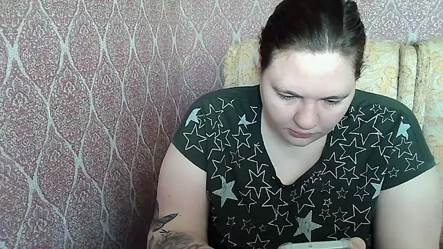Snapshot of ElviraOreilllyX chatting on 17, 4, 2026 ElviraOreilllyX online show from 17, 4, 2026