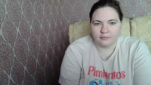 Snapshot of ElviraOreilllyX chatting on 21, 4, 2026 ElviraOreilllyX online show from 21, 4, 2026