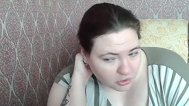 Snapshot of ElviraOreilllyX chatting on 26, 4, 2026 ElviraOreilllyX online show from 26, 4, 2026