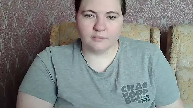 Snapshot of ElviraOreilllyX chatting on 28, 4, 2026 ElviraOreilllyX online show from 28, 4, 2026
