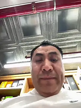 Snapshot of Crossroads5214 chatting on 2, 4, 2026 Crossroads5214 online show from 2, 4, 2026