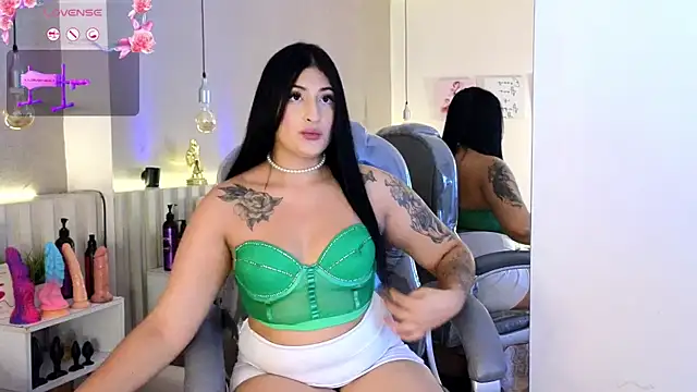 Alondra King online show from 6, 5, 2026