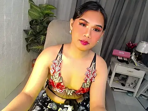 Snapshot of Yourgorgeousmarge chatting on 21, 4, 2026 Yourgorgeousmarge online show from 21, 4, 2026