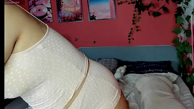 Snapshot of Amelia_goth chatting on 27, 5, 2026 Amelia goth online show from 27, 5, 2026