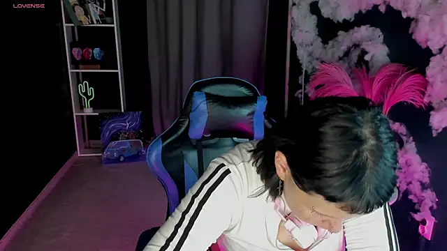 Snapshot of Amelia_goth chatting on 4, 6, 2026 Amelia goth online show from 4, 6, 2026