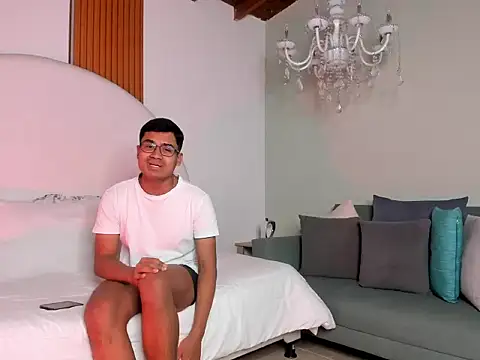 ThiagoVega  online show from 29, 7, 2026