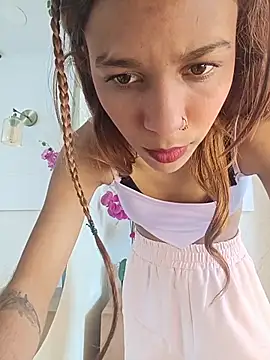 Snapshot of ValerieWoodsl chatting on 26, 6, 2026 ValerieWoodsl online show from 26, 6, 2026