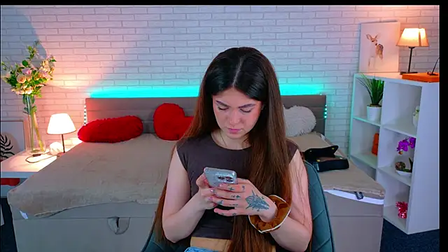 Snapshot of SunnyBloss chatting on 6, 5, 2026 SunnyBloss online show from 6, 5, 2026