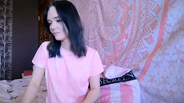baby onface online show from 17, 4, 2026