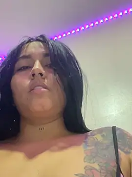 Snapshot of allissonSaenz chatting on 31, 3, 2026 allissonSaenz online show from 31, 3, 2026