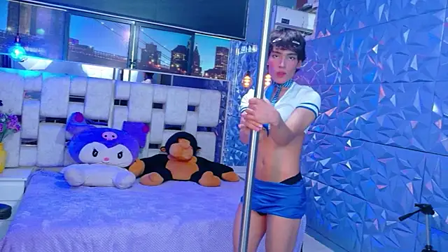Snapshot of IsaacNovaa chatting on 2, 5, 2026 IsaacNovaa online show from 2, 5, 2026