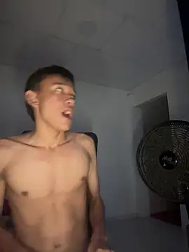 Snapshot of io_skay chatting on 24, 3, 2026 io skay online show from 24, 3, 2026