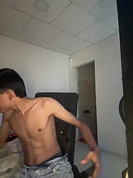 Snapshot of io_skay chatting on 25, 3, 2026 io skay online show from 25, 3, 2026