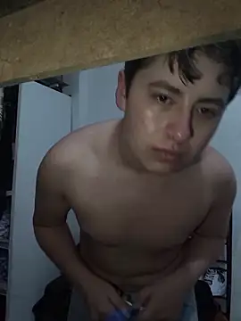 Snapshot of upssamuuu chatting on 5, 4, 2026 upssamuuu online show from 5, 4, 2026