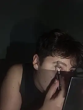 Snapshot of upssamuuu chatting on 7, 4, 2026 upssamuuu online show from 7, 4, 2026