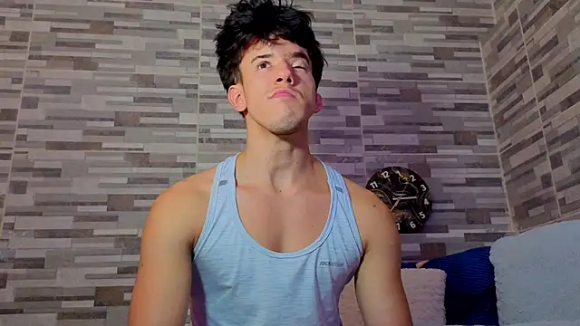 Snapshot of MAX_COOPER1 chatting on 28, 3, 2026 MAX COOPER1 online show from 28, 3, 2026