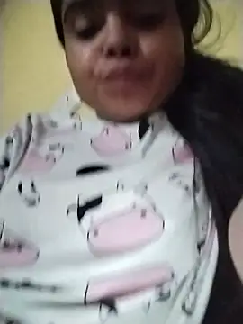Snapshot of Princess_Kivara chatting on 2, 6, 2026 Princess Kivara online show from 2, 6, 2026